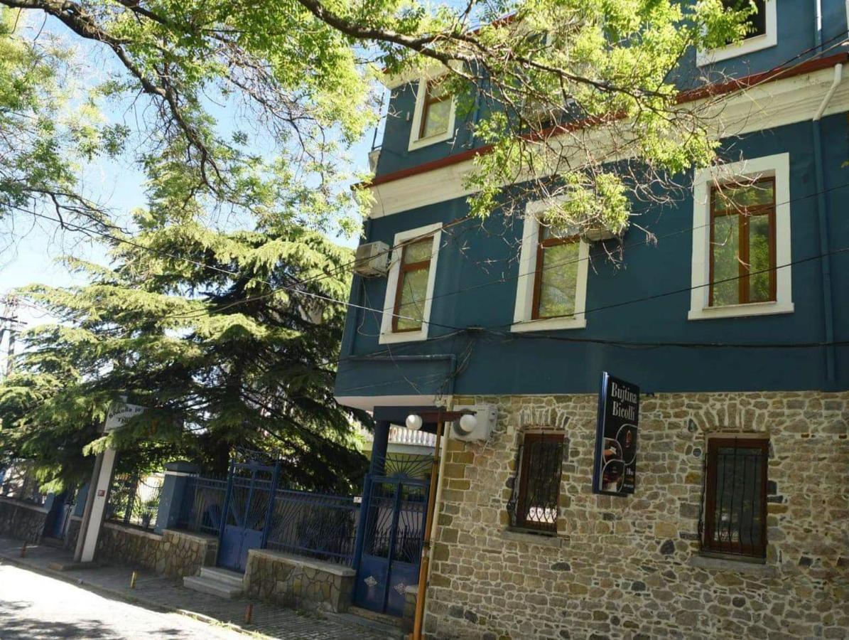 Hotel Bujtina Bicolli Korça Kültér fotó