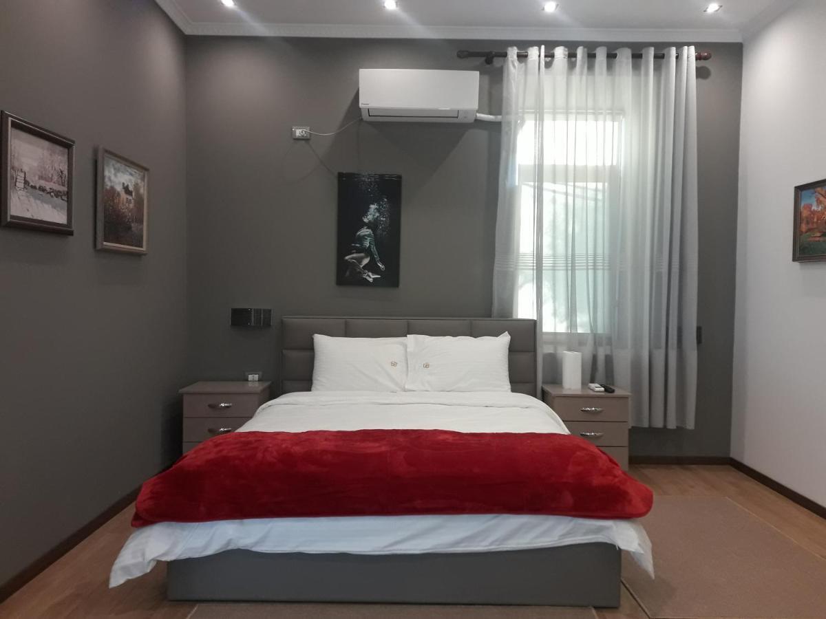 Hotel Bujtina Bicolli Korça Kültér fotó
